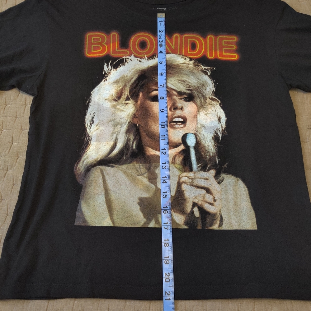 Blondie's T - Picture 5 of 6